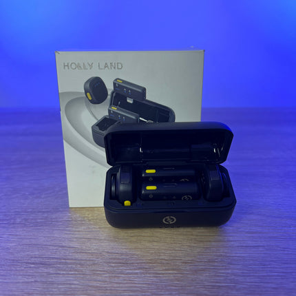 MICROPHON HOLLY LAND (COPY)